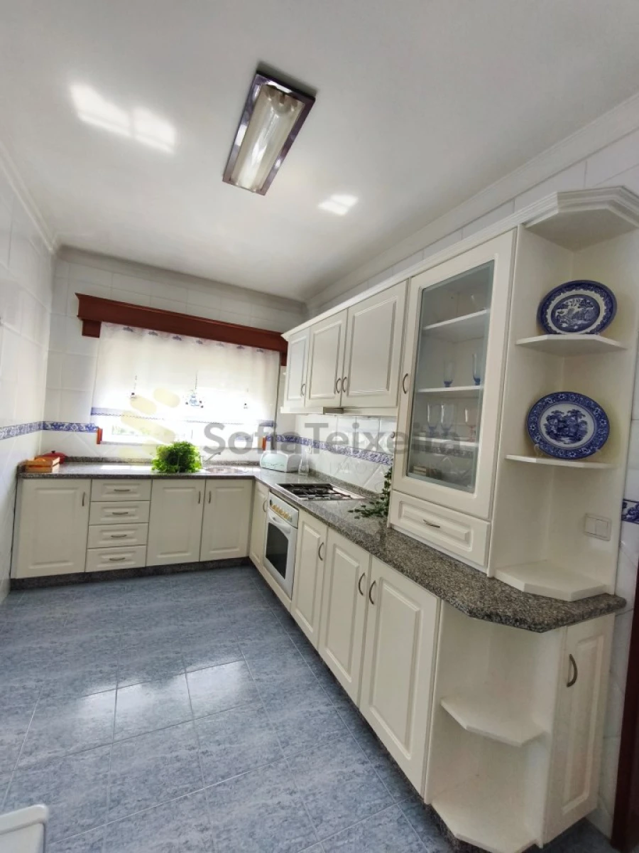 Moradia T3 para Venda em Sande e São Lourenço Foto 2