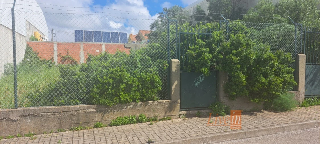 Terreno para Venda em São Domingos de Rana