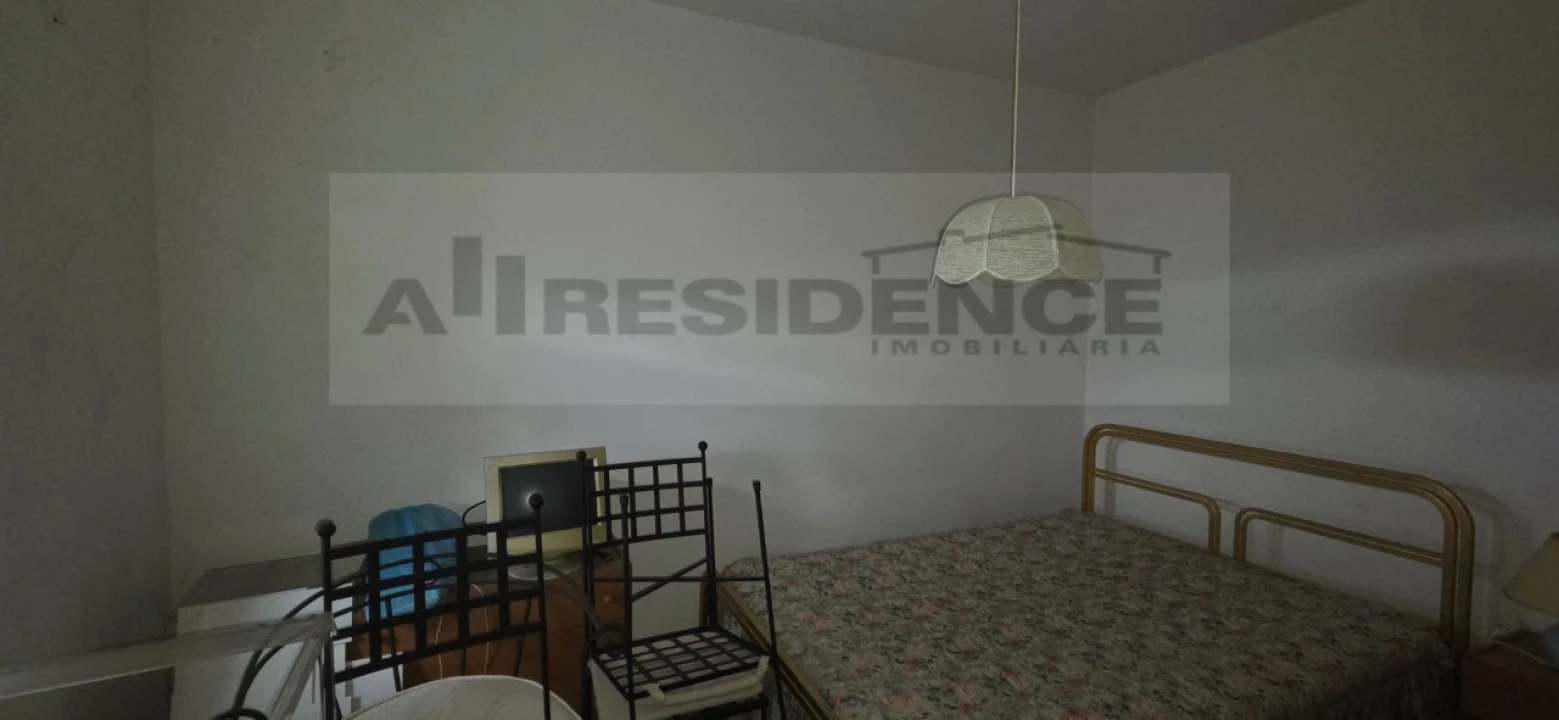 Quinta T2 para Venda em Paderne Foto 12