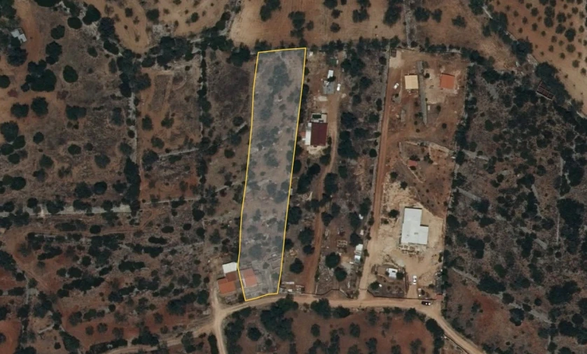 Quinta T2 para Venda em Paderne Planta 1