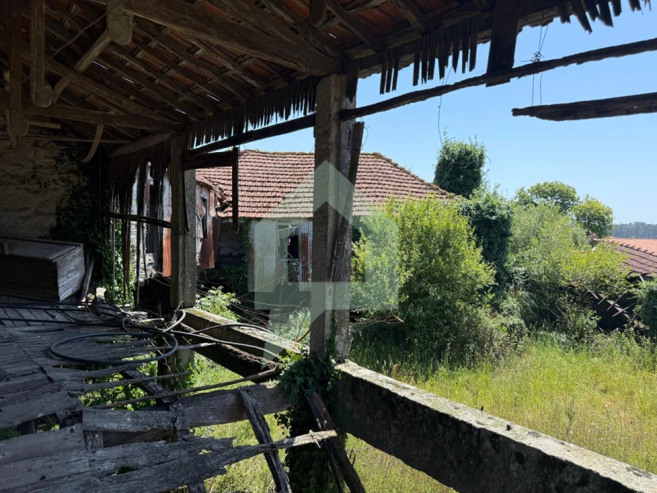 Moradia para Venda em Vila Cova e Feitos Foto 13