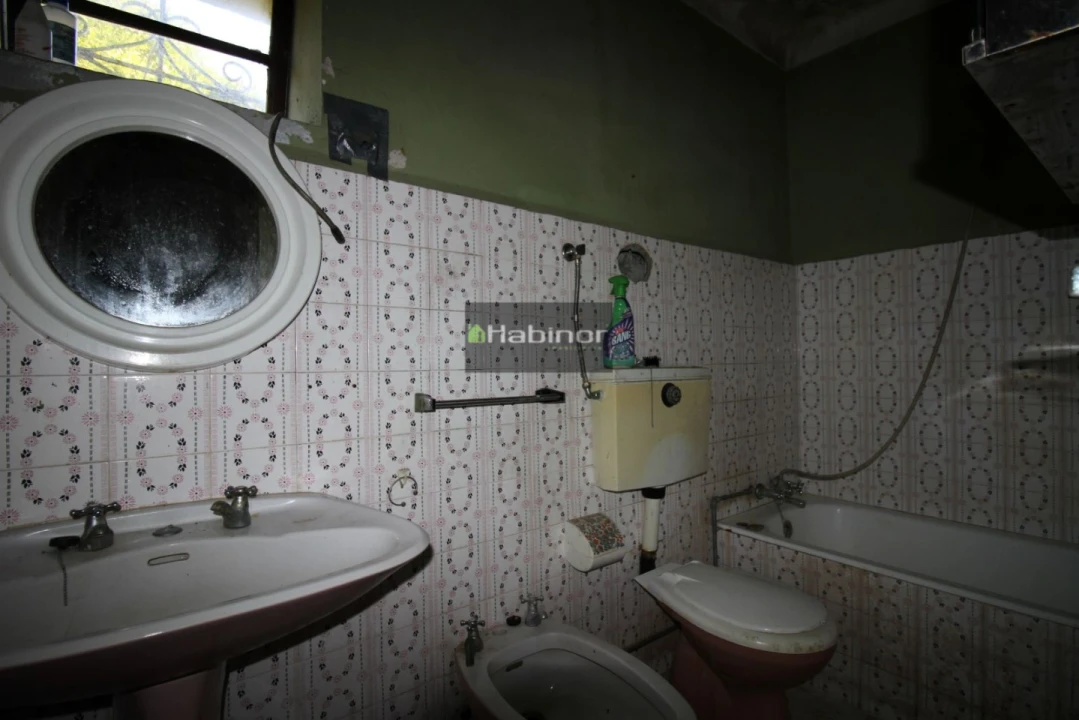 Moradia T3 para Venda em Chafe Foto 10