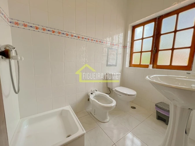 Moradia T7 para Venda em Tavarede Foto 21