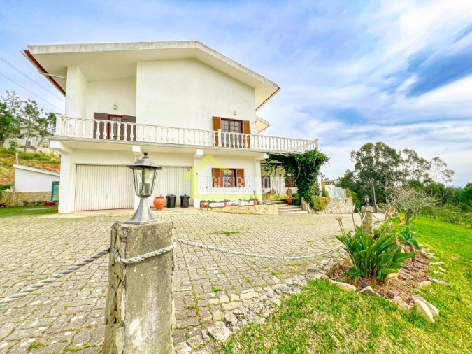 Moradia T7 para Venda em Tavarede Foto 45