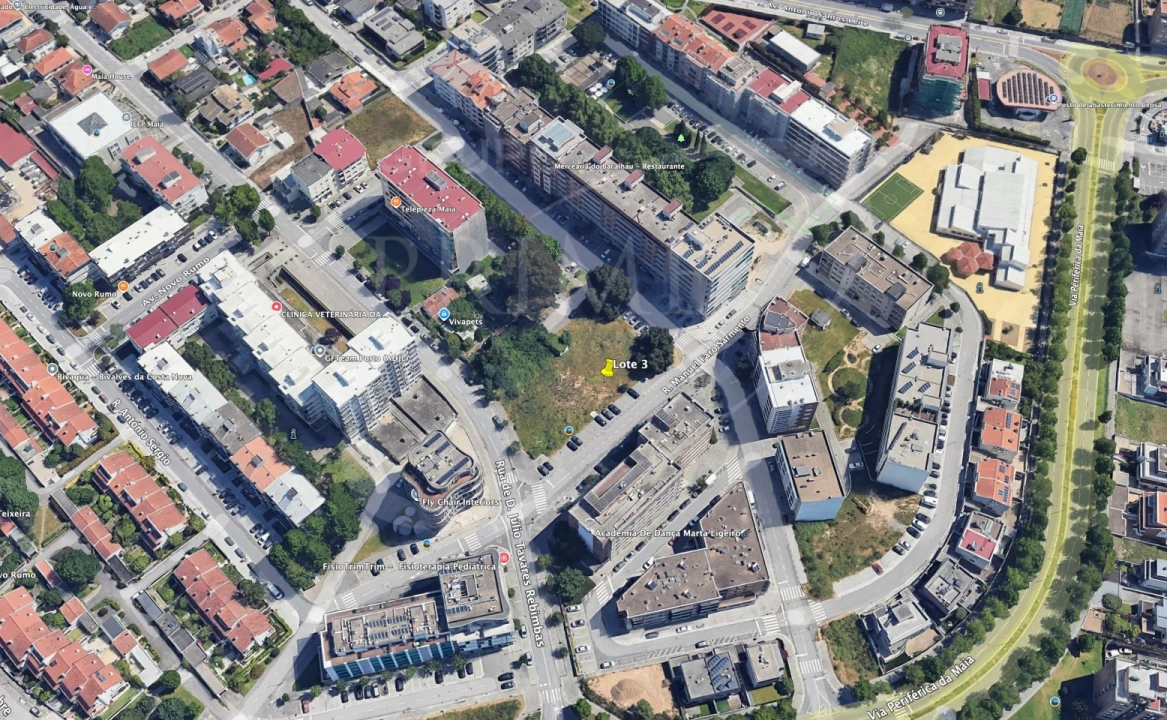 Terreno para Venda em Cidade da Maia Foto 6