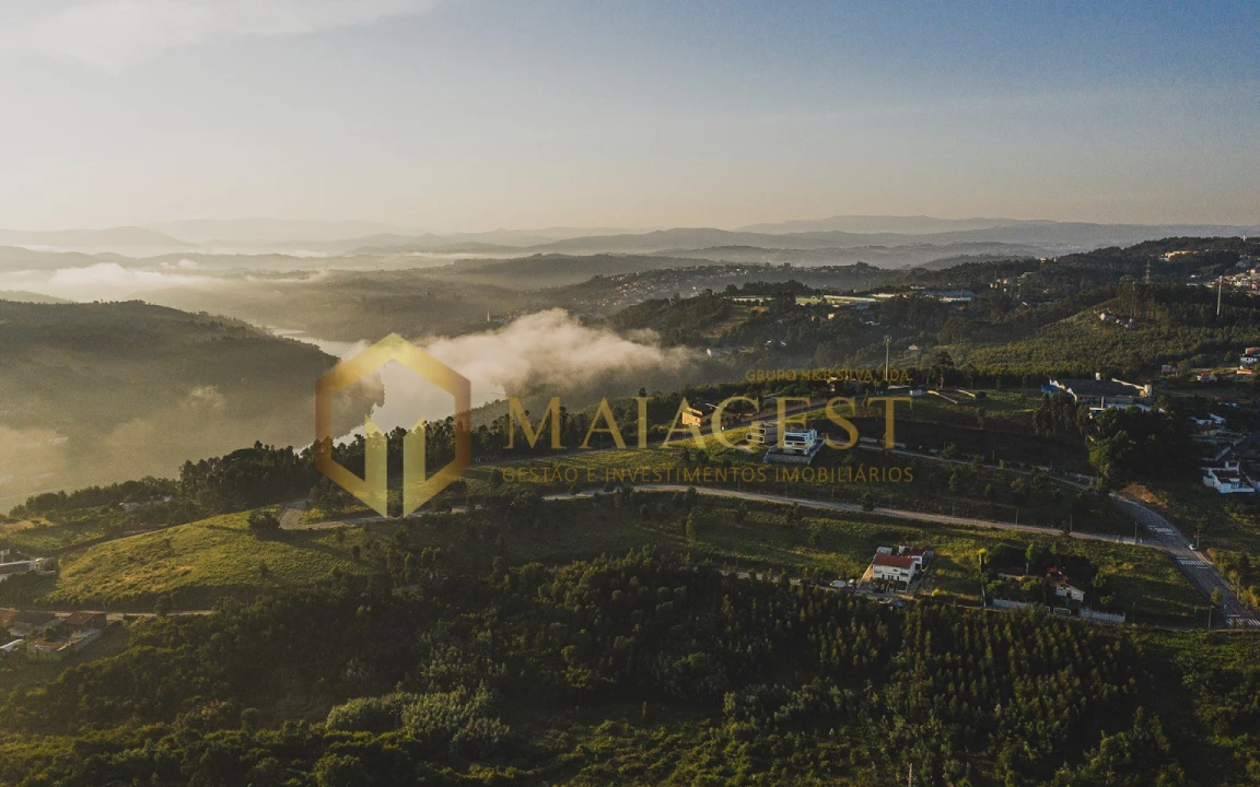 Moradia T5 para Venda em Sandim, Olival, Lever e Crestuma Foto 15