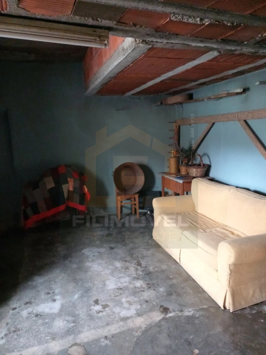 Moradia T2 para Venda em Atouguia Foto 11