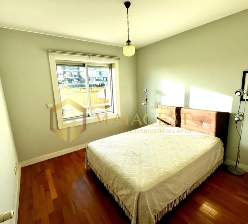 Apartamento T1 para Arrendamento em Lordelo do Ouro e Massarelos Foto 7