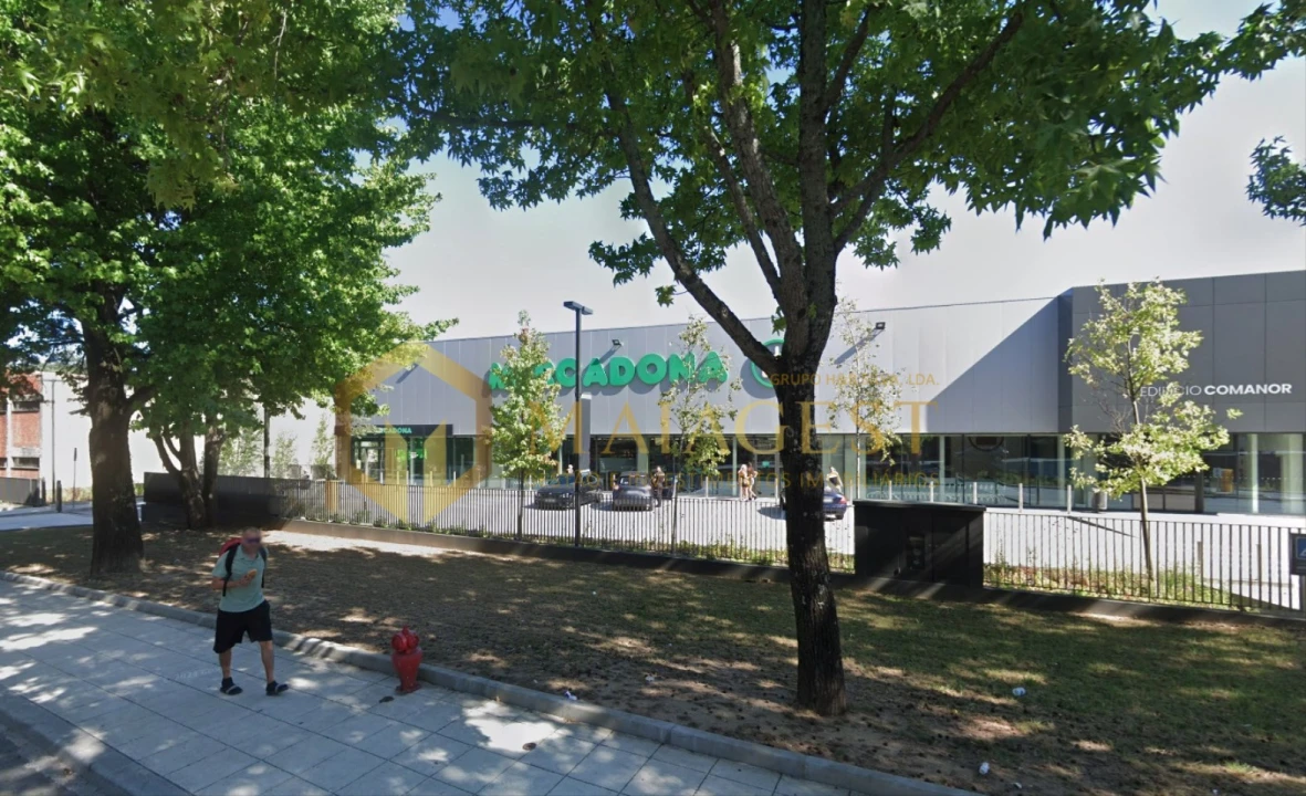 Apartamento T1 para Arrendamento em Lordelo do Ouro e Massarelos Foto 12