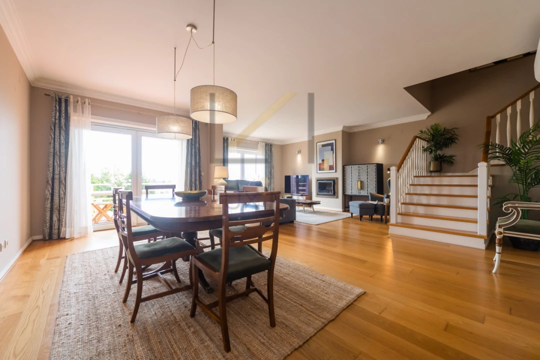 Moradia T4 para Venda em Oeiras e São Julião da Barra, Paço de Arcos e Caxias Foto 13