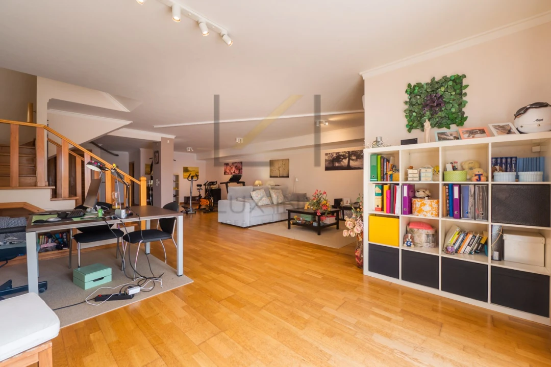 Moradia T4 para Venda em Oeiras e São Julião da Barra, Paço de Arcos e Caxias Foto 59