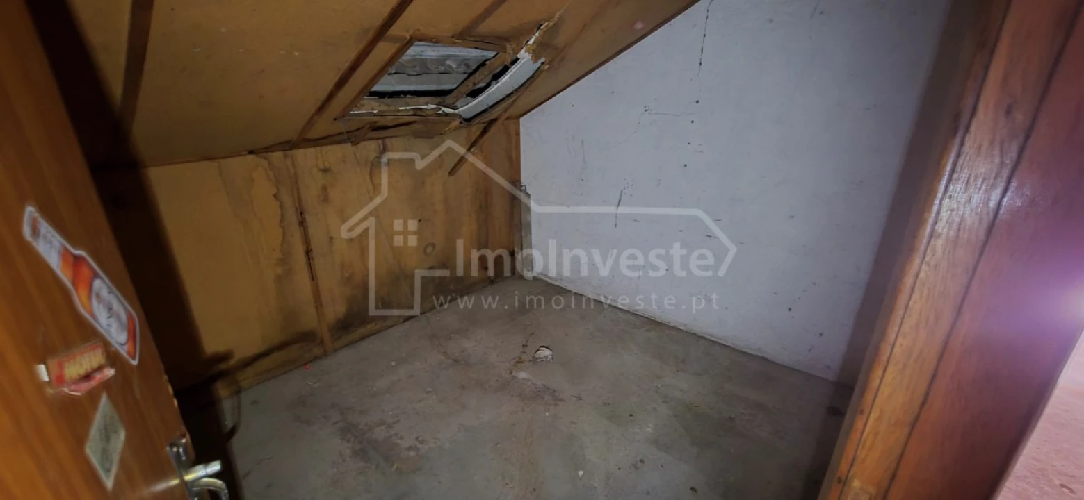 Apartamento T2 para Venda em Alcains Foto 6