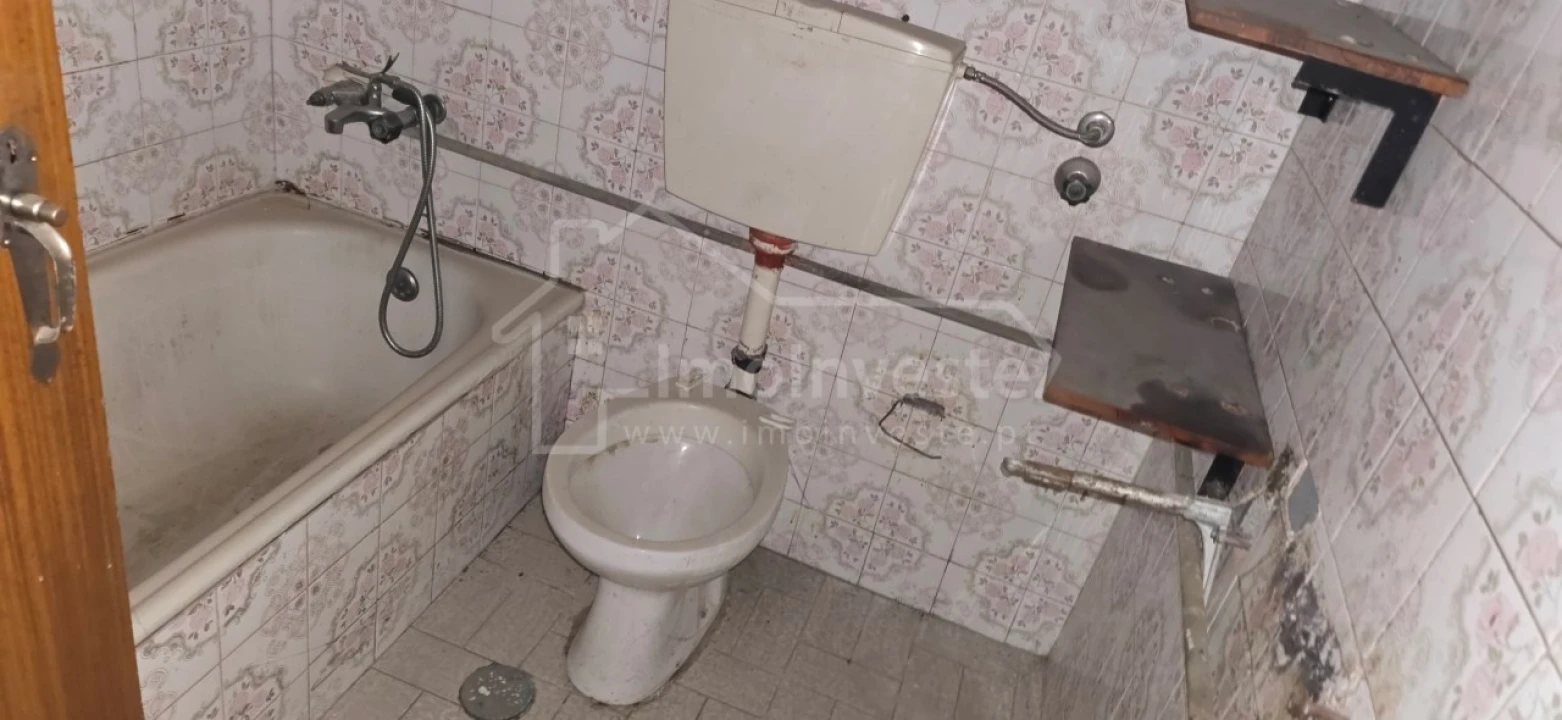 Apartamento T2 para Venda em Alcains Foto 19