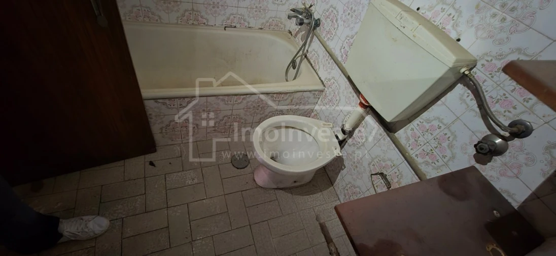 Apartamento T2 para Venda em Alcains Foto 9