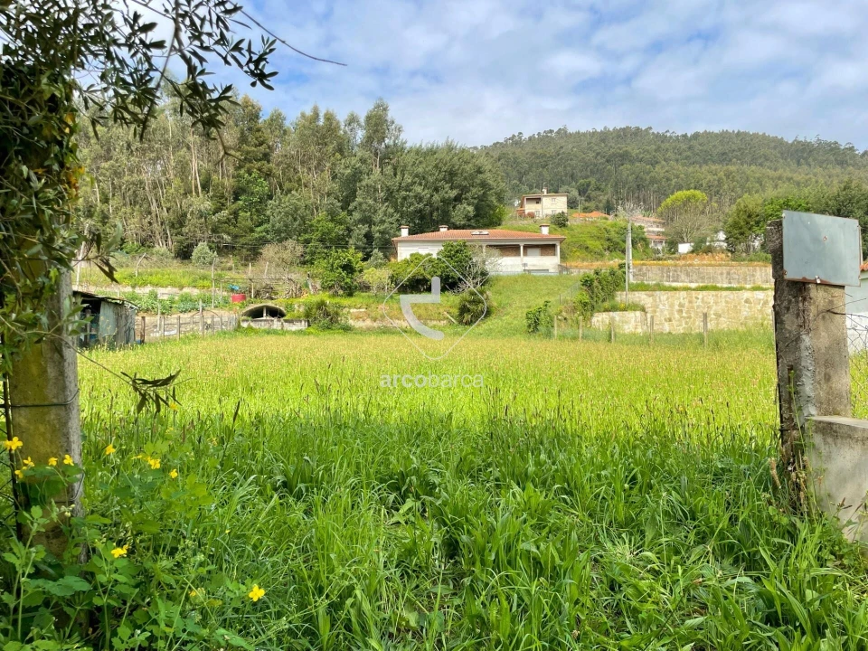 Terreno para Venda em Refoios do Lima Foto 12