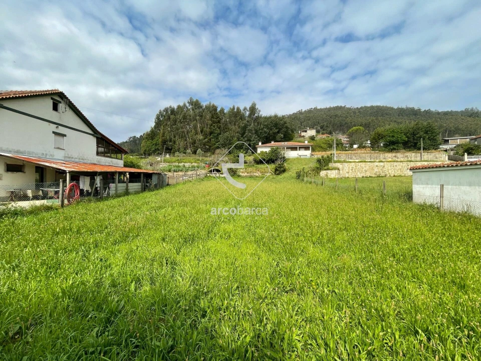 Terreno para Venda em Refoios do Lima Foto 14
