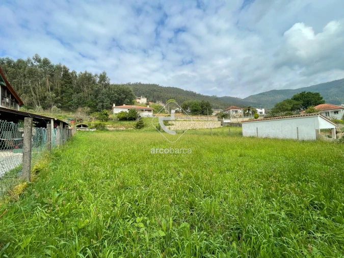 Terreno para Venda em Refoios do Lima Foto 2
