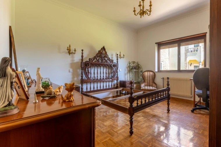 Moradia T4 para Venda em Além da Ribeira e Pedreira Foto 19