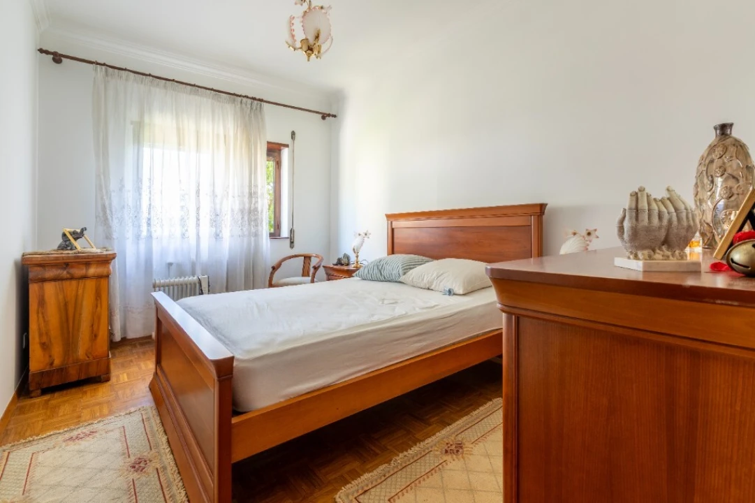 Moradia T4 para Venda em Além da Ribeira e Pedreira Foto 21