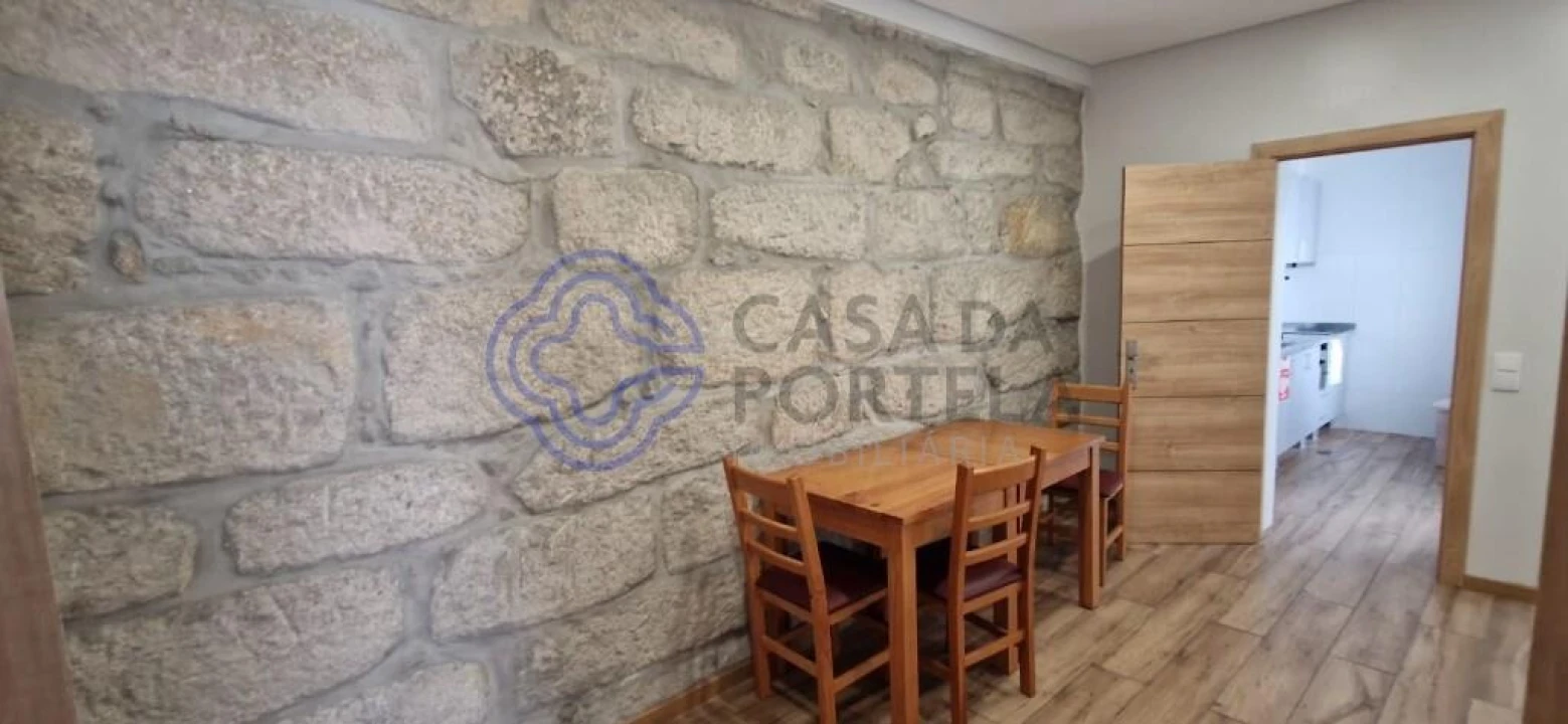 Moradia T5 para Venda em Paranhos Foto 14