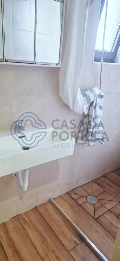 Moradia T5 para Venda em Paranhos