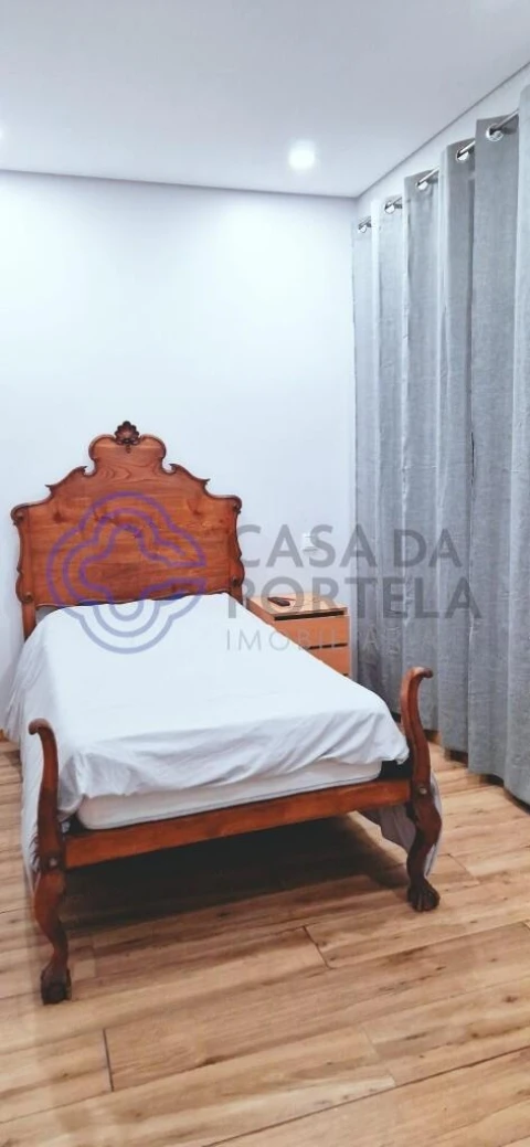 Moradia T5 para Venda em Paranhos