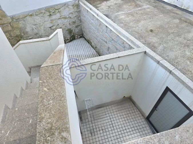 Moradia T5 para Venda em Paranhos Foto 8