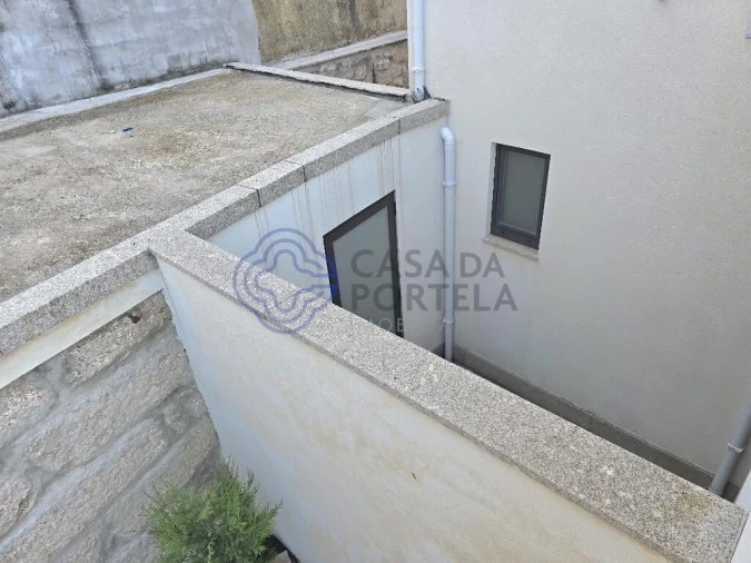 Moradia T5 para Venda em Paranhos Foto 38