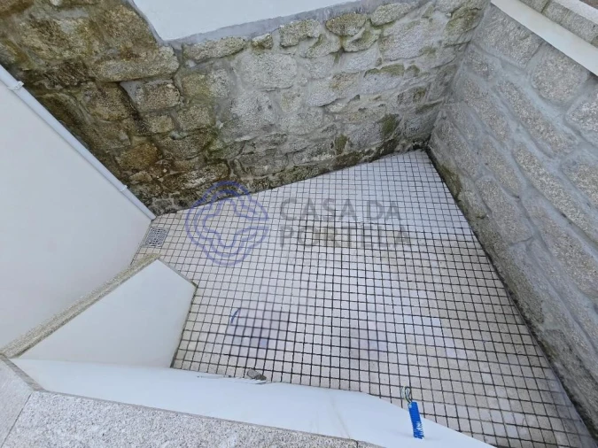 Moradia T5 para Venda em Paranhos Foto 9