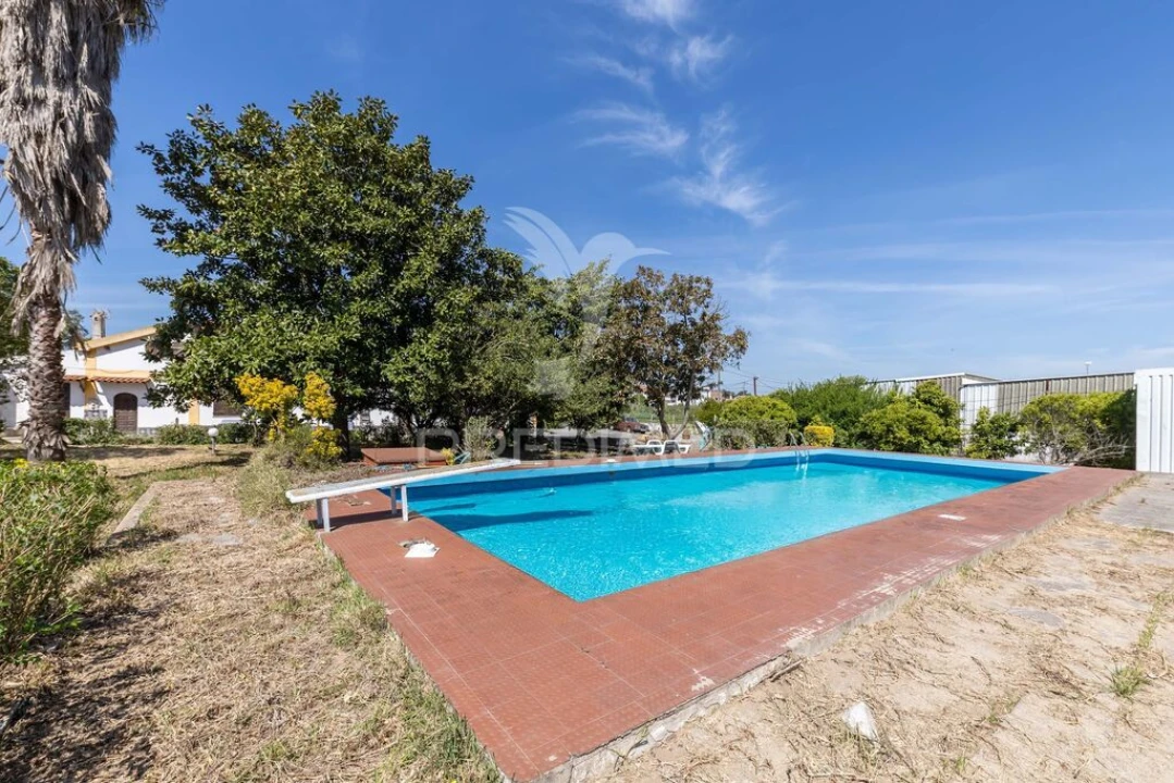 Quinta T5 para Venda em Santo Antonio da Charneca Foto 6