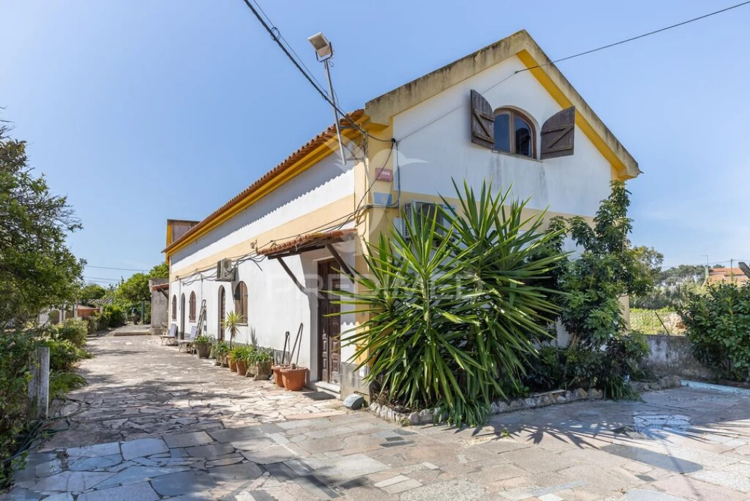 Quinta T5 para Venda em Santo Antonio da Charneca Foto 1