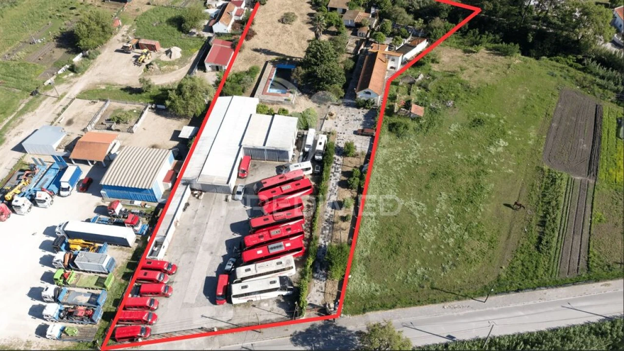 Quinta T5 para Venda em Santo Antonio da Charneca Foto 3