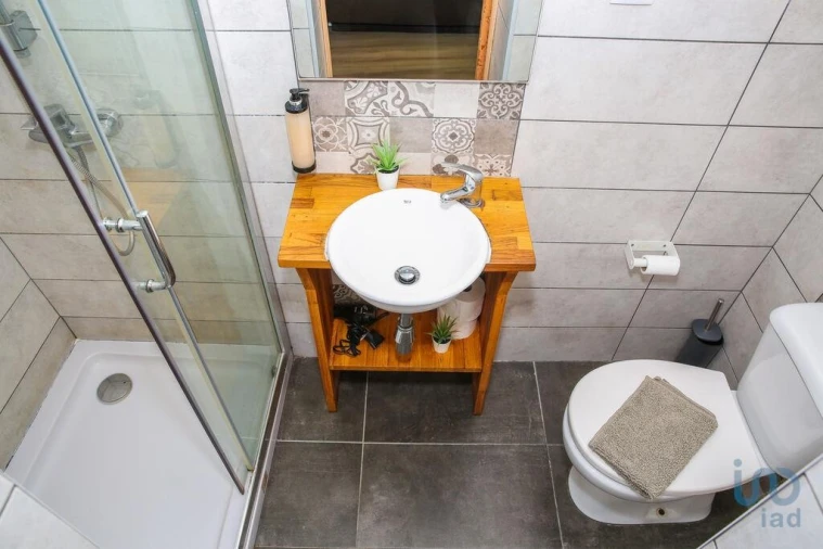 Prédio para Venda em Santa Maria, São Pedro e Matacães Foto 8