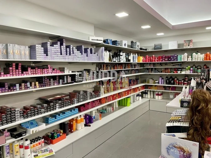 Loja para Venda em Espinho Foto 3