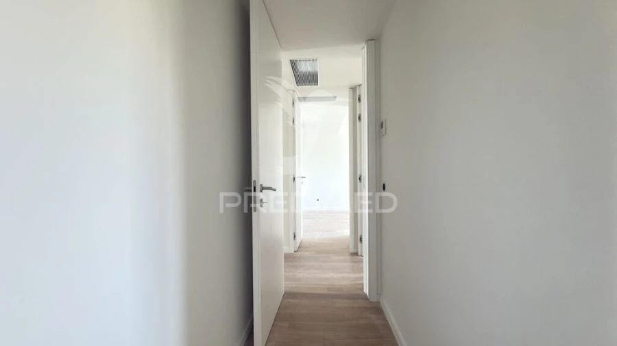 Apartamento T3 para Venda em Azurem Foto 9