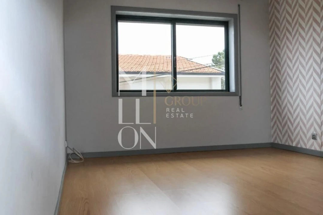 Moradia T4 para Venda em Castêlo da Maia Foto 16