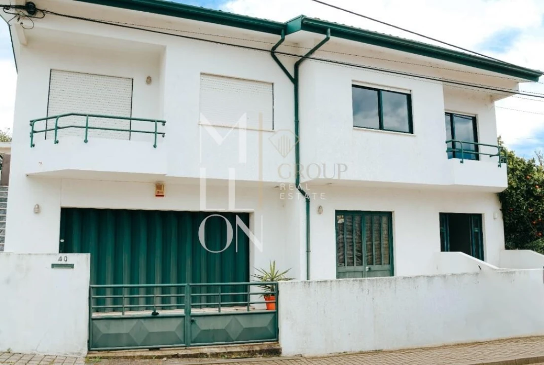 Moradia T4 para Venda em Castêlo da Maia Foto 5