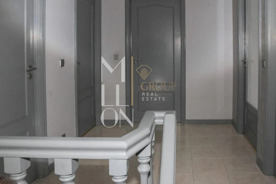 Moradia T4 para Venda em Castêlo da Maia Foto 9