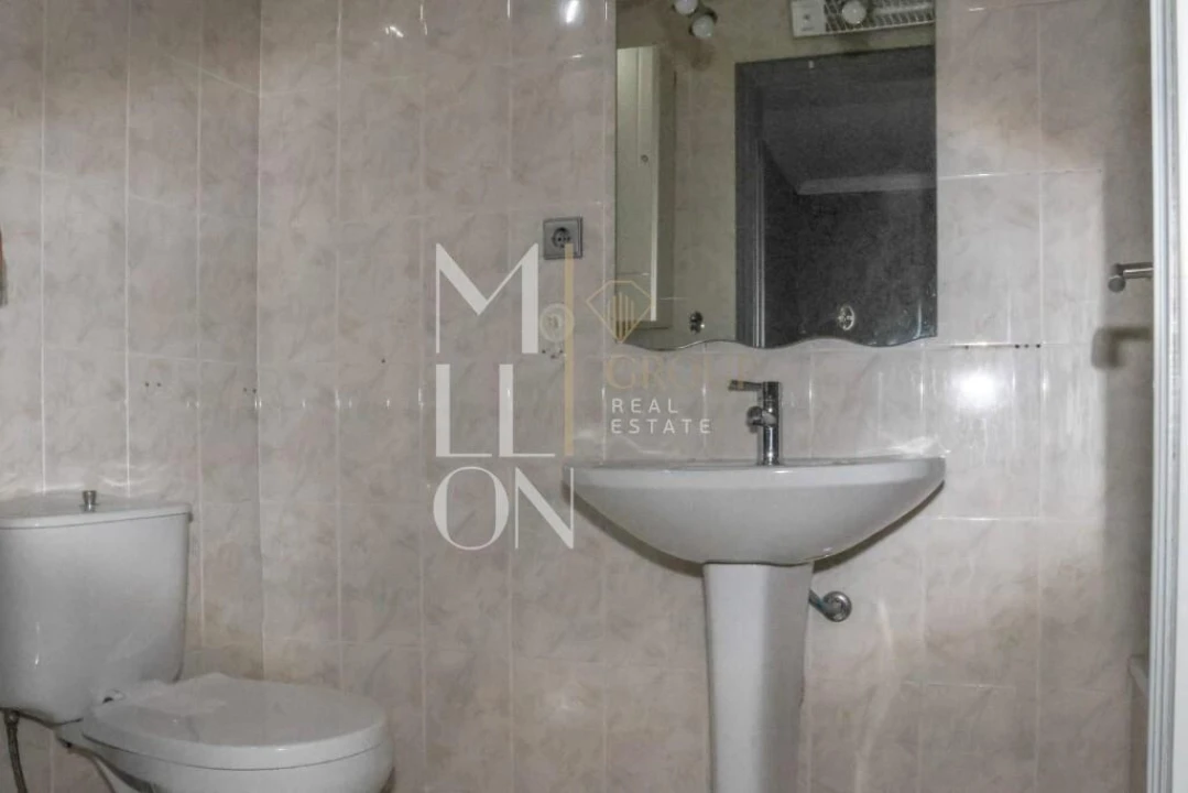 Moradia T4 para Venda em Castêlo da Maia Foto 13