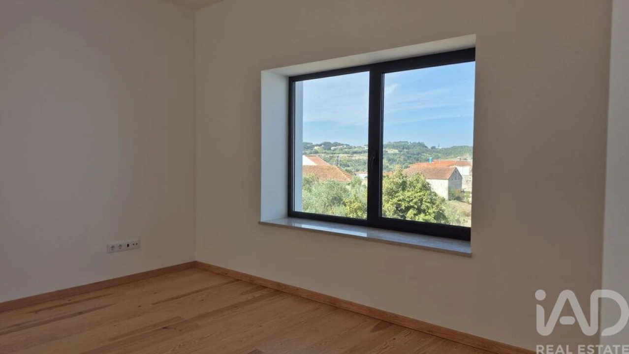 Moradia T3 para Venda em Arrimal e Mendiga Foto 4