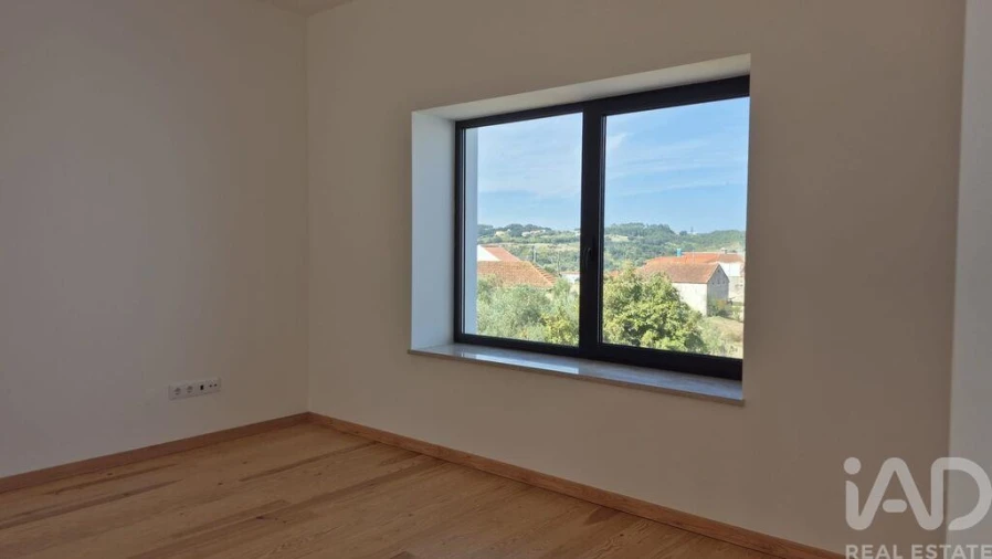 Moradia T3 para Venda em Arrimal e Mendiga Foto 4