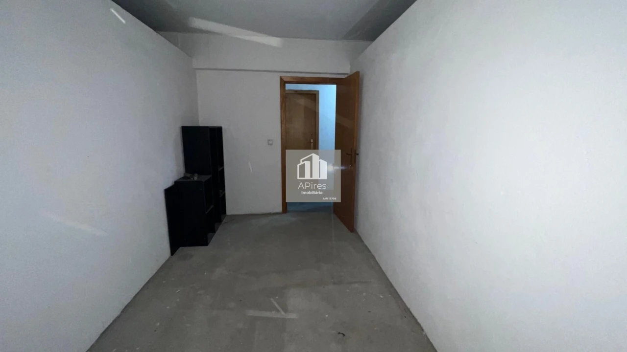 Armazém para Venda em Caparica e Trafaria Foto 4