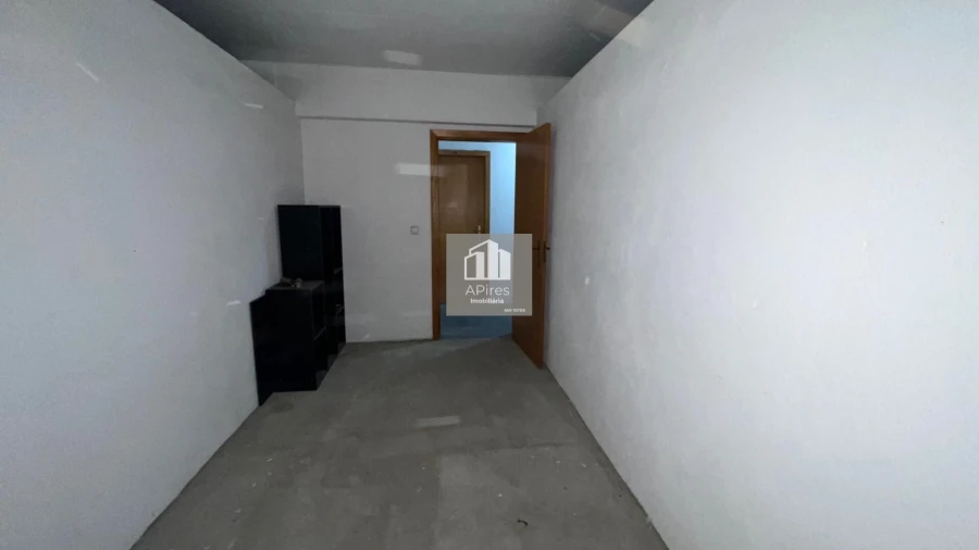 Armazém para Venda em Caparica e Trafaria Foto 1