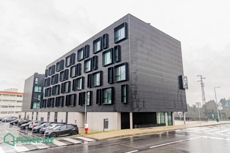 Apartamento T1 para Arrendamento em Azurem Foto 22