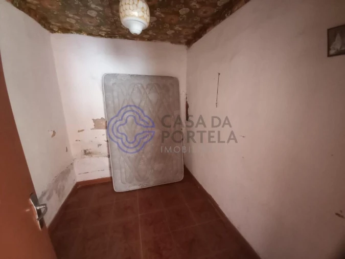 Moradia T2 para Venda em Casais e Alviobeira Foto 8