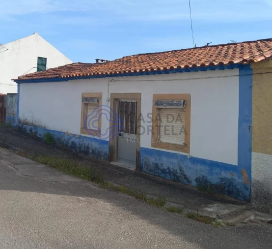 Moradia T2 para Venda em Casais e Alviobeira Foto 21