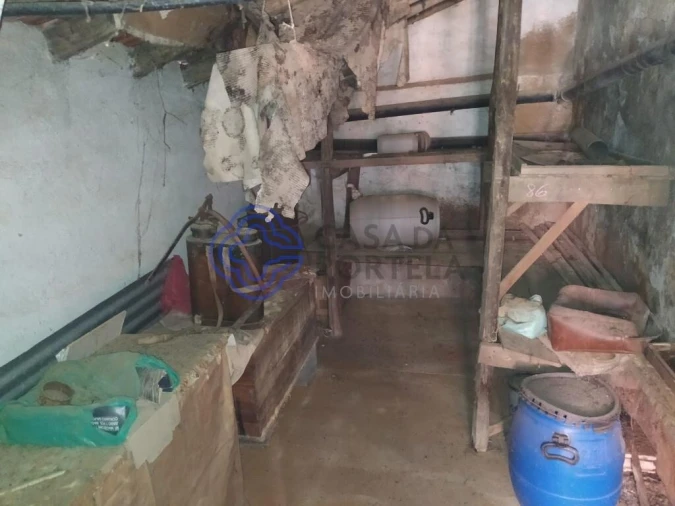 Moradia T2 para Venda em Casais e Alviobeira Foto 14