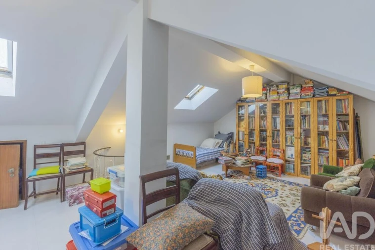 Moradia T6 para Venda em Sesimbra (Castelo) Foto 28