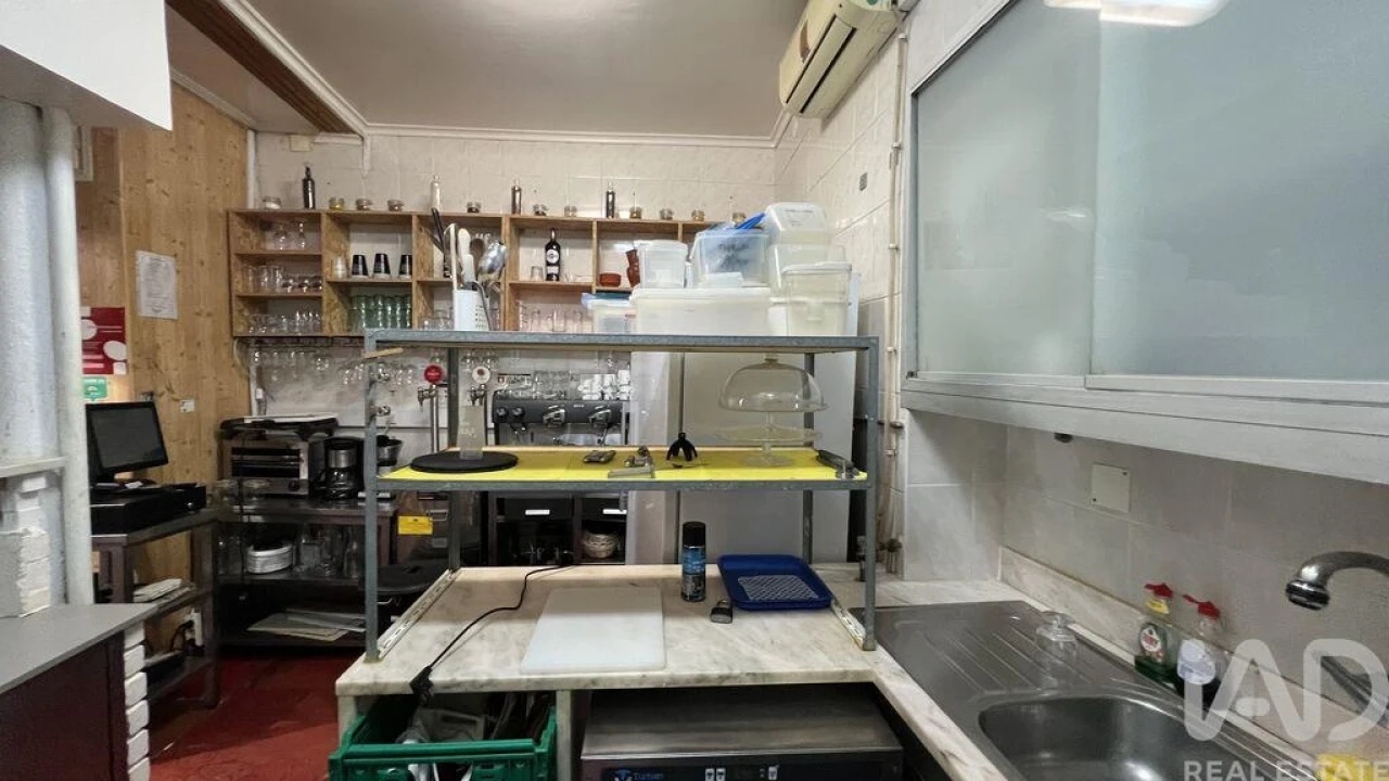 Negócio para Venda em Santa Maria Maior Foto 21