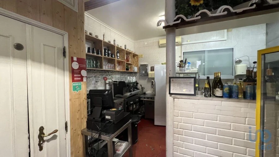 Negócio para Venda em Santa Maria Maior Foto 13